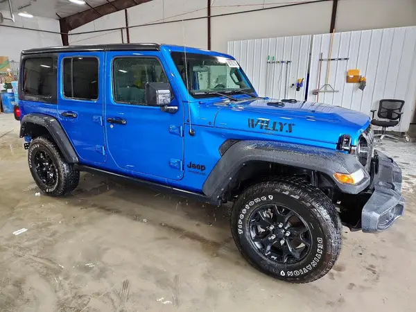 1C4HJXDM2MW696076 — 2021 Jeep Wrangler, фото 4 с аукциона Copart, Задняя часть