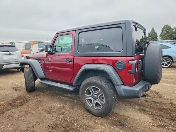 1C4GJXAG6MW864148 — 2021 Jeep Wrangler, фото 2 с аукциона Copart, Боковая часть