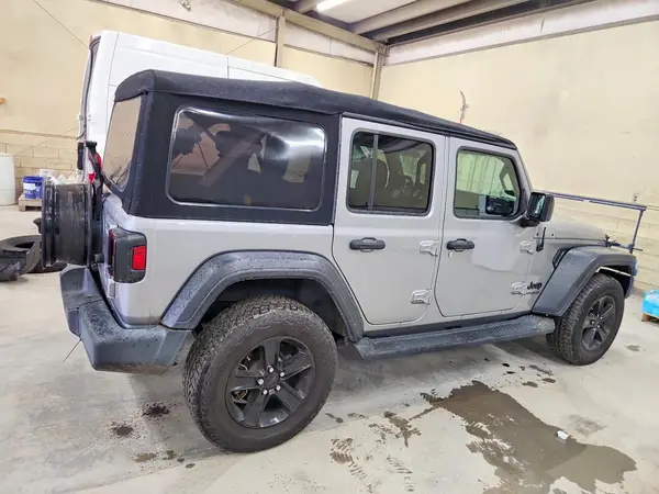 1C4HJXDG3MW615063 — 2021 Jeep Wrangler, фото 3 с аукциона Copart 13.10.2026, Передняя часть