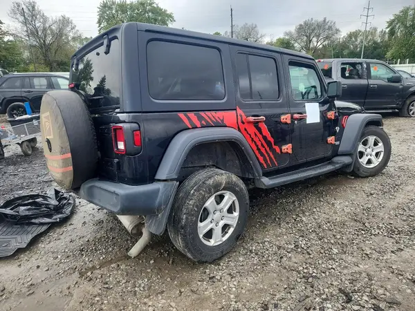 1C4HJXKNXMW797832 — 2021 Jeep Wrangler, фото 2 с аукциона Copart 06.10.2026, Передняя часть