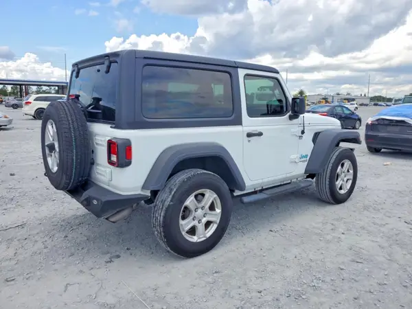 1C4HJXAG6MW626451 — 2021 Jeep Wrangler, фото 3 с аукциона Copart, Мелкие вмятины и царапины