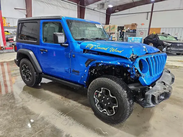 1C4GJXANXMW702165 — 2021 Jeep Wrangler, фото 4 с аукциона Copart, Передняя часть