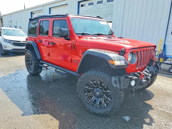 1C4HJXFN7MW726615 — 2021 Jeep Wrangler, фото 4 с аукциона Copart, Передняя часть