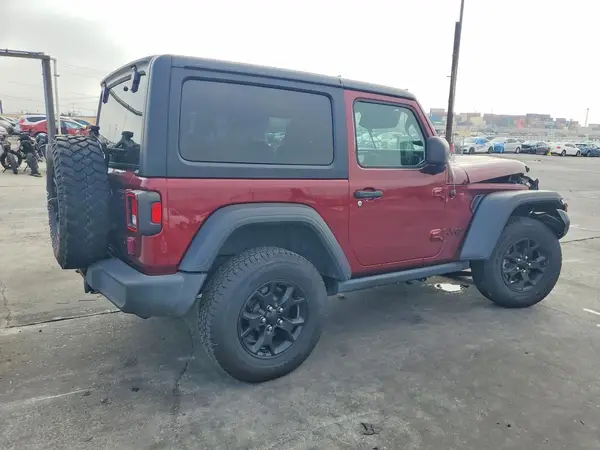 1C4HJXAG7MW626992 — 2021 Jeep Wrangler, фото 3 с аукциона Copart, Передняя часть