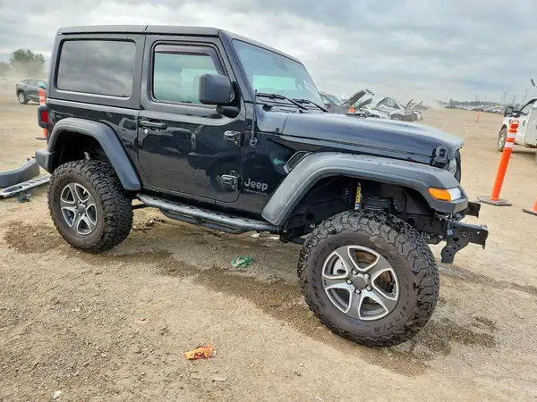 1C4HJXAGXNW197512 — 2022 Jeep Wrangler, фото 4 с аукциона Copart 13.10.2026, Передняя часть