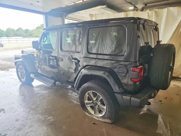 1C4HJXEN2NW112283 — 2022 Jeep Wrangler, фото 2 с аукциона Copart, Боковая часть