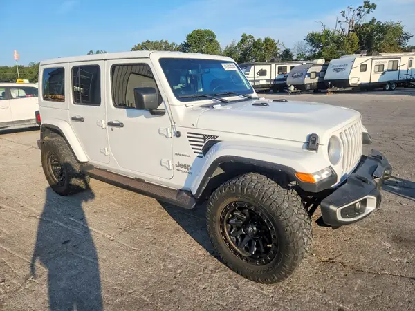1C4HJXEN4NW195263 — 2022 Jeep Wrangler, фото 4 с аукциона Copart, Передняя часть