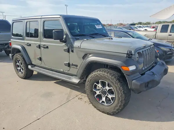 1C4HJXDG7NW183322 — 2022 Jeep Wrangler, фото 4 с аукциона Copart, Передняя часть