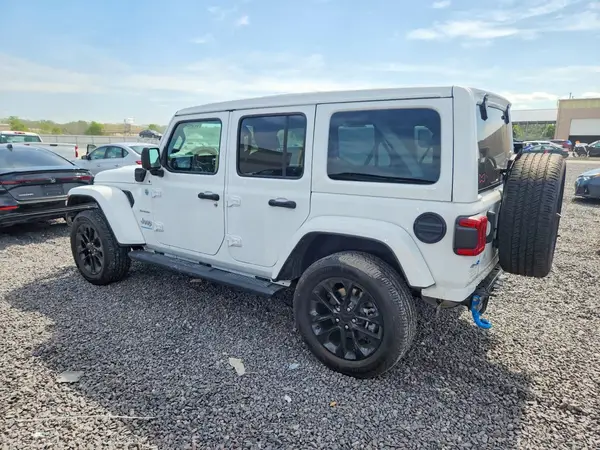 1C4JJXP61PW555583 — 2023 Jeep Wrangler, фото 2 с аукциона Copart, Задняя часть