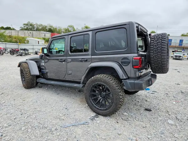 1C4JJXP66PW689943 — 2023 Jeep Wrangler, фото 2 с аукциона Copart, Передняя часть