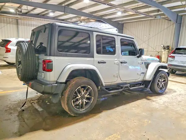 1C4RJXN60RW254859 — 2024 Jeep Wrangler, фото 3 с аукциона Copart, Передняя часть