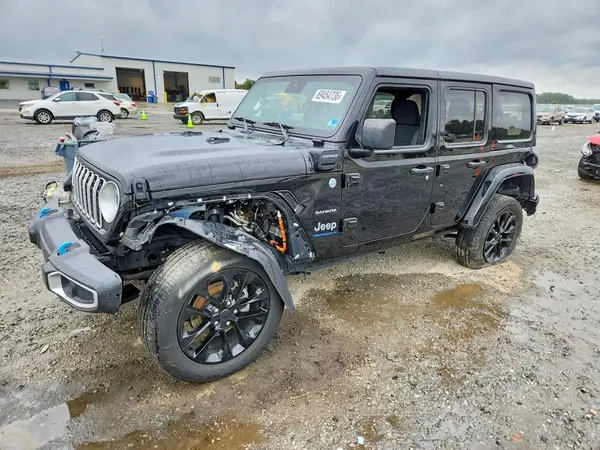 1C4RJXP65RW270844 — 2024 Jeep Wrangler, Задняя часть (Rear End), фото до ремонта