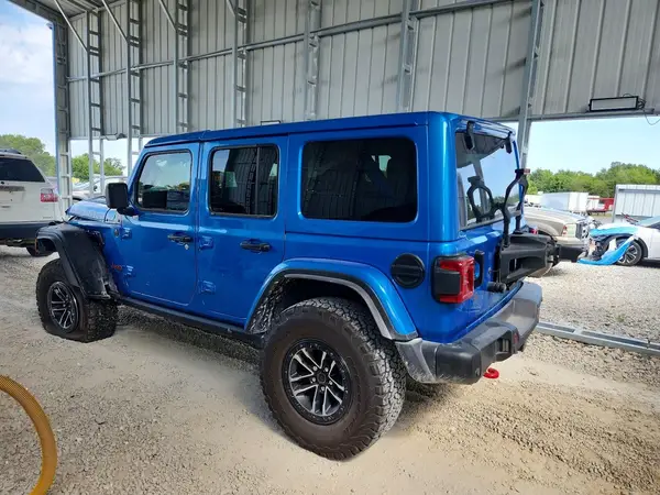1C4RJXFG1SW657293 — 2025 Jeep Wrangler, фото 2 с аукциона Copart 12.10.2026, Передняя часть