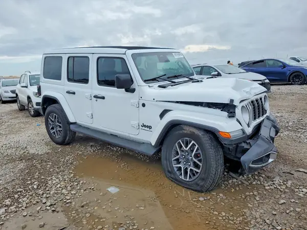 1C4PJXENXSW609878 — 2025 Jeep Wrangler, фото 4 с аукциона Copart, Передняя часть