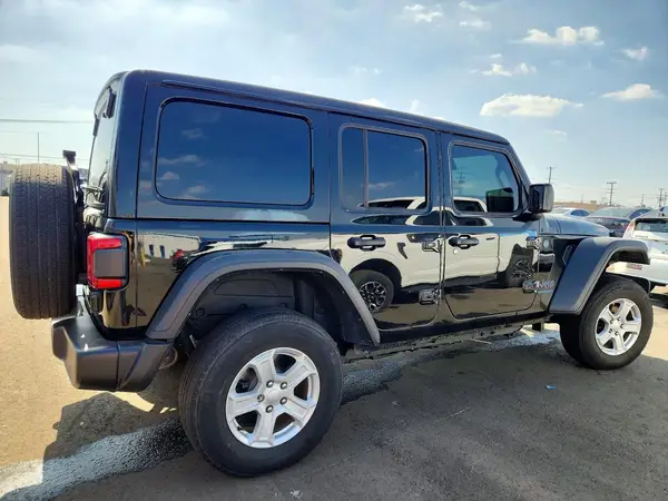 1C4RJXN68SW512387 — 2025 Jeep Wrangler, фото 3 с аукциона Copart 28.09.2026, Механические повреждения