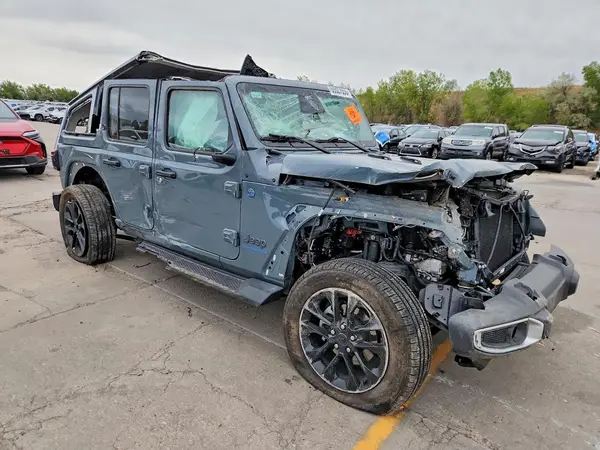 1C4RJXP63SW601734 — 2025 Jeep Wrangler, фото 4 с аукциона Copart, Опрокидывание