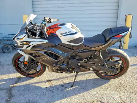 2023 Kawasaki EX650 VIN ML5EXER12PDA88155 фото 3
