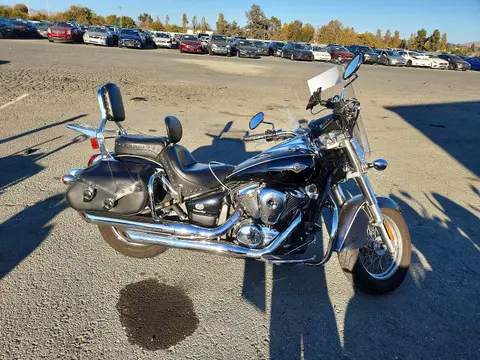 JKAVN2D16EA050080 — 2014 Kawasaki VN900, Мелкие вмятины и царапины (Minor Dent/Scratches), фото до ремонта