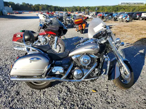 JKBVNKD115A002580 — 2005 Kawasaki Vulcan, Сторона, фото до ремонта