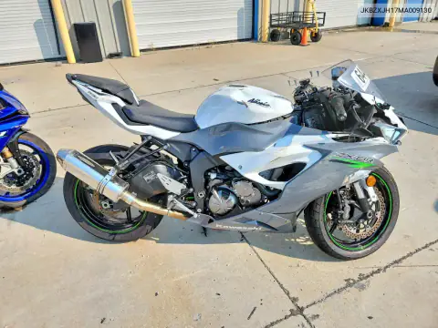 JKBZXJH17MA009130 — 2021 Kawasaki Zx, Повреждения со всех сторон, фото до ремонта