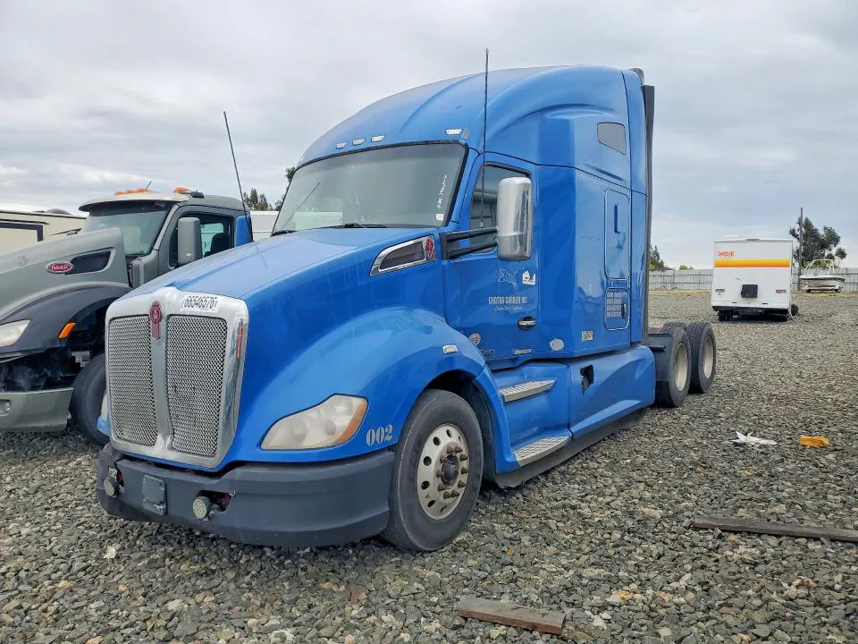 2020 KENWORTH T680 VIN 1XKYDP9X8LJ307841 фото 1