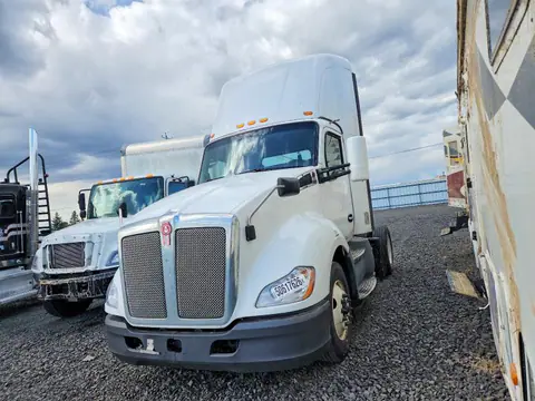 2021 Kenworth T680 VIN 1XKYA48X5MJ440776 фото 2