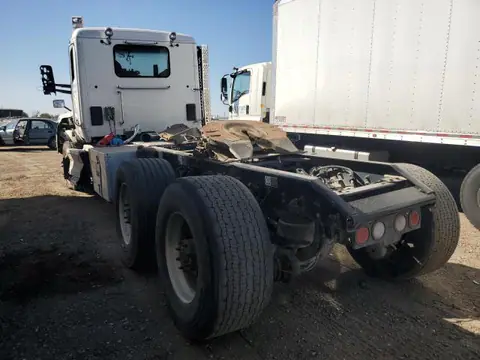 2019 Kenworth T880 VIN 1XKZDK9X8KJ290139 фото 3