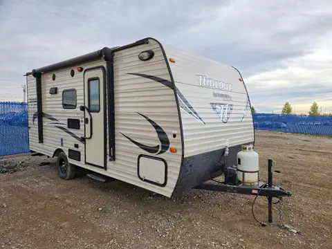 4YDT1751XHW208378 — 2017 Keystone RV Recreational Vehicle (rv), Град (Hail), фото до ремонта