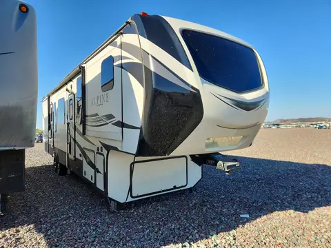 2019 Keystone Alpine 3010 Re VIN 4YDF3802XKE780805 фото 1