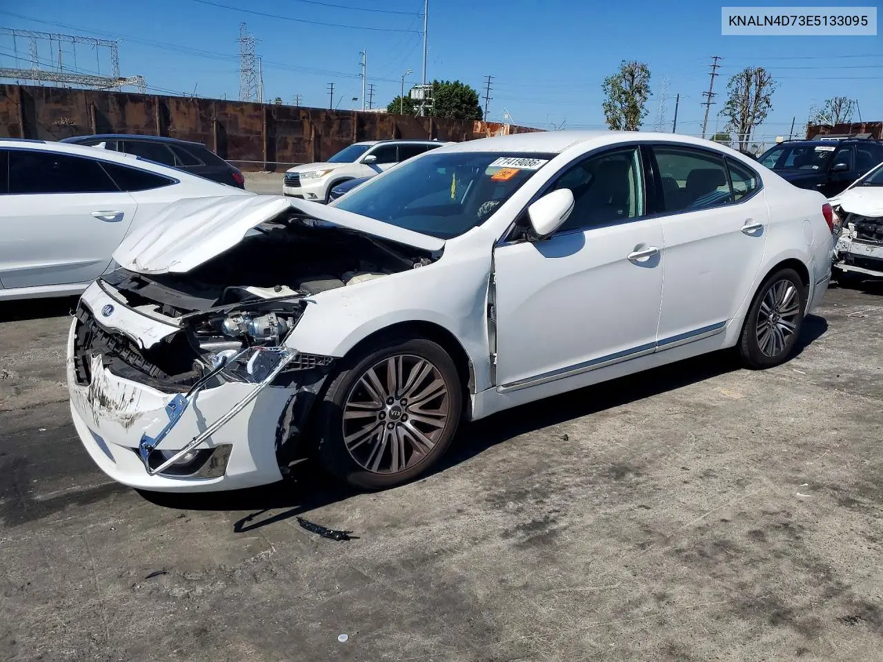 2014 Kia Cadenza Premium VIN KNALN4D73E5133095 фото 1