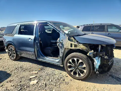 KNDNC5H36P6241836 — 2023 Kia Carnival, фото 4 с аукциона Copart 13.10.2026, Передняя часть