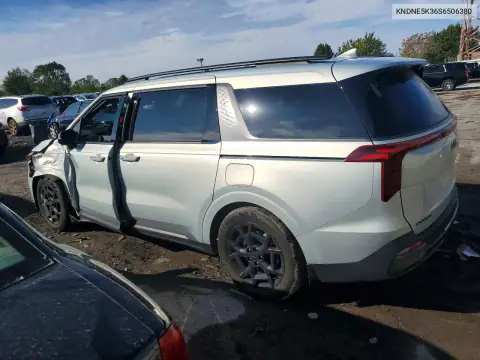 KNDNE5K36S6506380 — 2025 Kia Carnival, фото 2 с аукциона Copart, Задняя часть