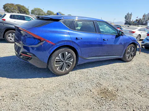 2023 KIA EV6 VIN KNDC44LA1P5099549 фото 3