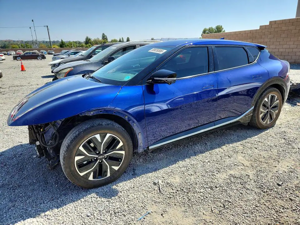 KNDC3DLCXR5618878 Kia EV6 2024 — повреждение Передняя часть, фото до ремонта