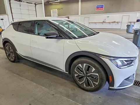 2024 KIA EV6 VIN KNDC3DLC0R5229571 фото 4