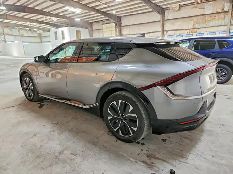 2024 KIA EV6 VIN KNDC34LA0R5183383 фото 2