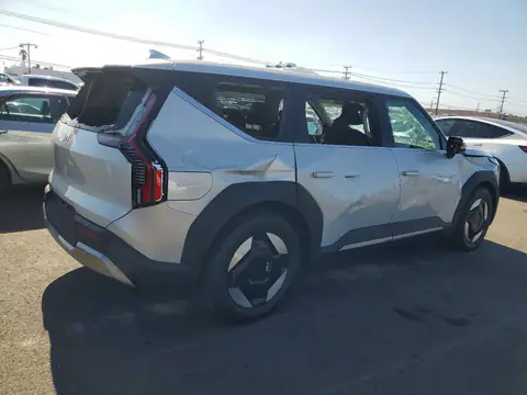 5XYAB5S10TG024427 — 2026 Kia EV9, фото 3 с аукциона Copart 14.10.2026, Вандализм