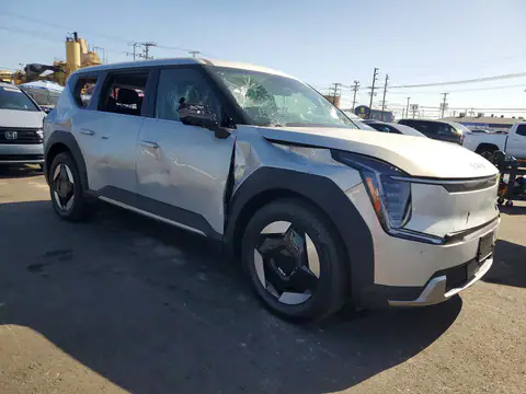 5XYAB5S10TG024427 — 2026 Kia EV9, фото 4 с аукциона Copart 14.10.2026, Вандализм