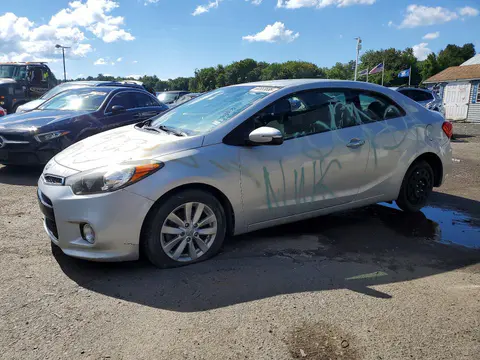 KNAFX6A84G5633074 — 2016 Kia Forte KOUP, Вандализм (Vandalism), фото до ремонта