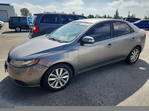 KNAFU4A29A5054758 — 2010 Kia Forte, Боковая часть (Side), фото до ремонта