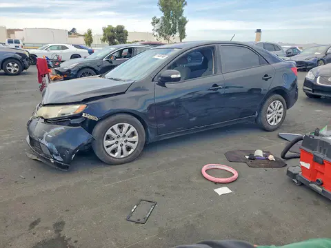 KNAFU4A24A5239154 — 2010 Kia Forte, Передняя часть (Front End), фото до ремонта