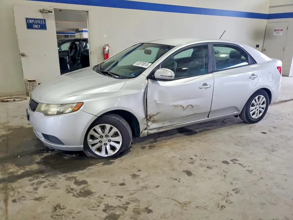 2012 KIA FORTE VIN KNAFU4A28C5572024 фото 1