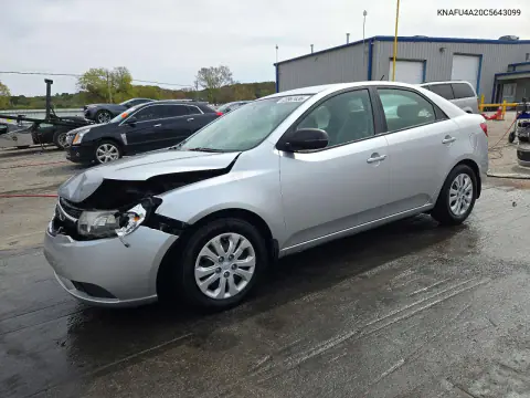 KNAFU4A20C5643099 — 2012 Kia Forte, Передняя часть, фото до ремонта