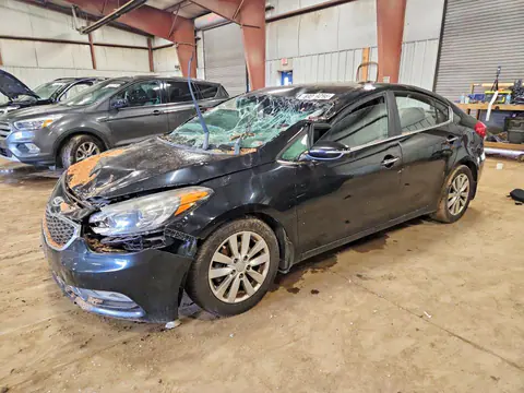 KNAFX4A82E5157599 — 2014 Kia Forte, Передняя часть (Front End), фото до ремонта