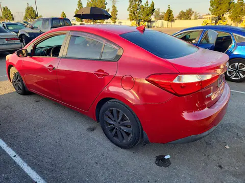 2014 KIA Forte VIN KNAFX4A62E5182209 фото 2