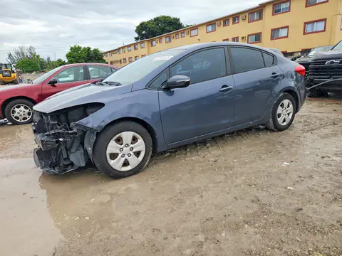 KNAFX4A6XF5430403 — 2015 Kia Forte, Передняя часть (Front End), фото до ремонта
