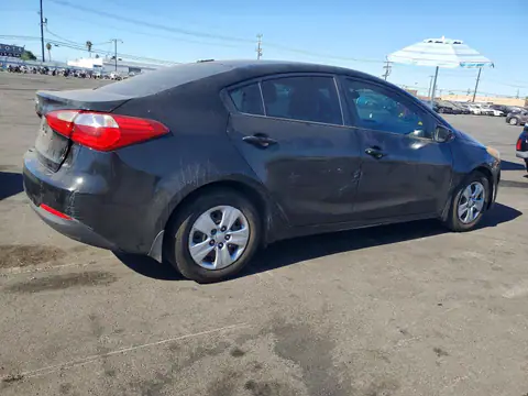 KNAFK4A67F5421334 — 2015 Kia Forte, фото 3 с аукциона Copart 14.10.2026, Вандализм
