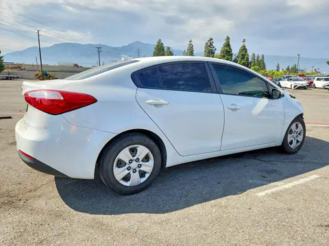 2016 KIA Forte VIN KNAFK4A69G5551343 фото 3