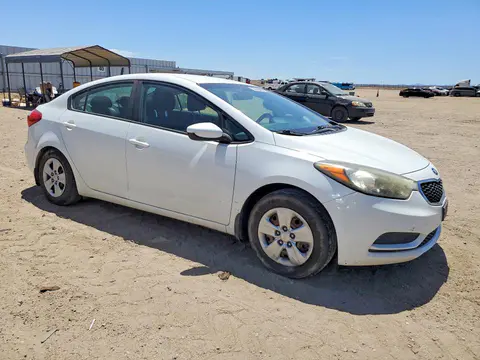 2016 KIA Forte VIN KNAFK4A62G5579095 фото 4