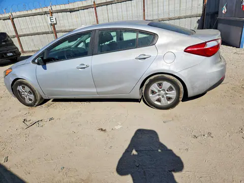 2016 KIA Forte VIN KNAFK4A6XG5615244 фото 2